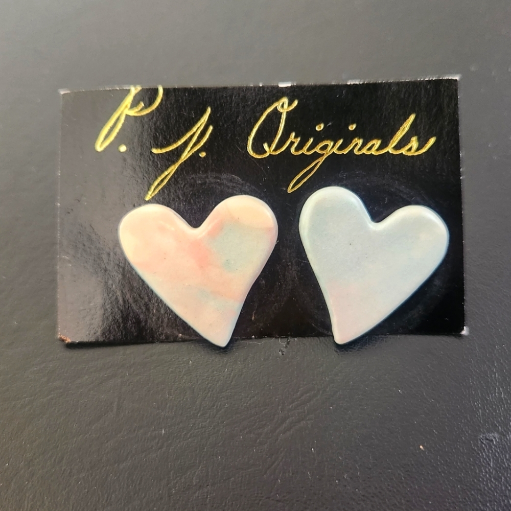 Vintage 80s Oversized Blue/Pink Heart Stud Earrings